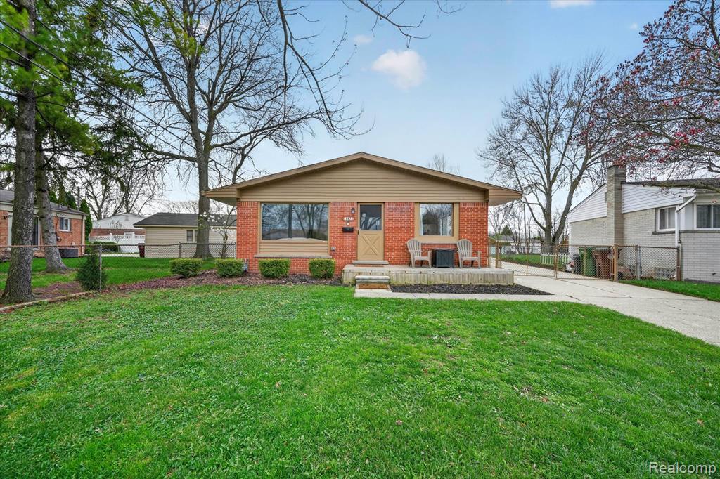 16672 Drake Street, Southgate, MI 48195 — Photo 4