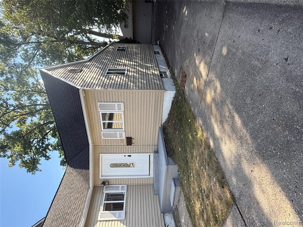 479 Cambridge Road, Royal Oak, MI 48067 — Photo 24