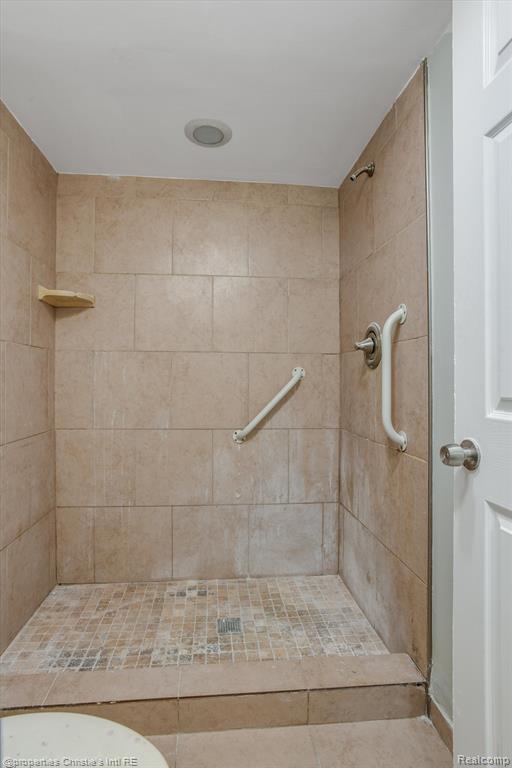 30248 SOUTHFIELD Road, 181, Southfield, MI 48076 — Photo 16