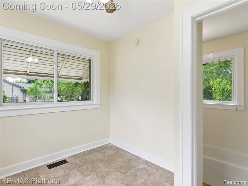 6335 Silver Lake Road, Linden, MI 48451 — Photo 19