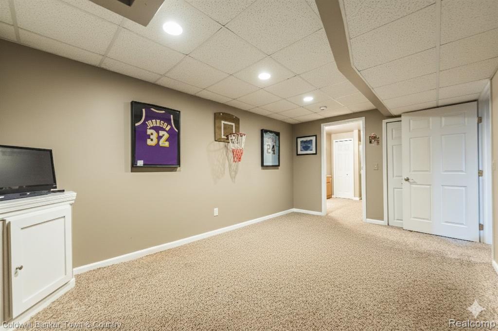 47740 Royal Pointe Drive, Canton, MI 48187 — Photo 44