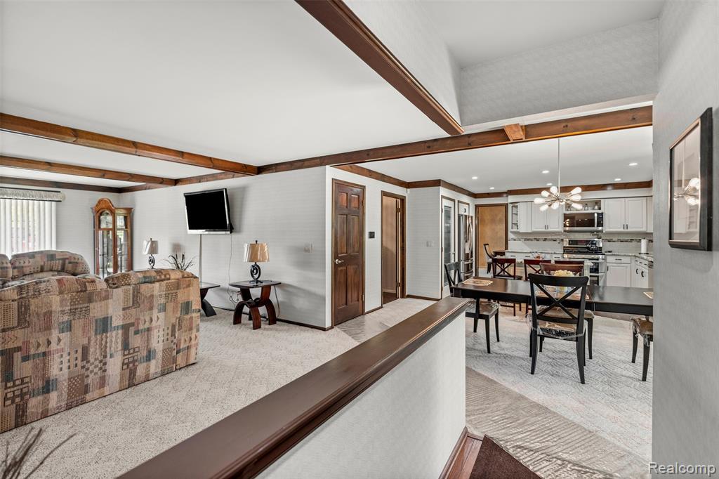 6338 Covered Wagons Trail, Flint, MI 48532 — Photo 44
