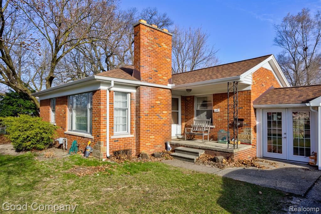 438 W MOREHOUSE Avenue, Hazel Park, MI 48030 — Photo 26