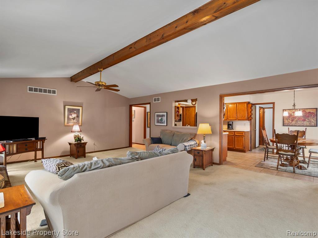 46710 GADWALL Drive, Macomb, MI 48044 — Photo 16