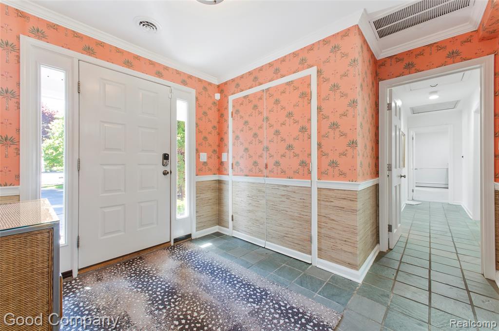 4230 Orchard Way, Bloomfield Hills, MI 48301 — Photo 4