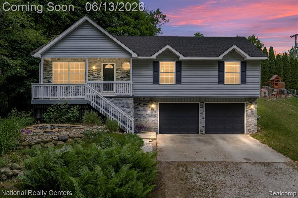 7451 Garland Avenue, Brighton, MI 48116 — Photo 2