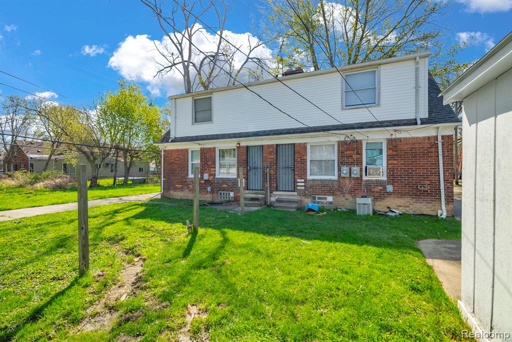 17215 and 17219 Sioux Street, Detroit, MI 48224 — Photo 19