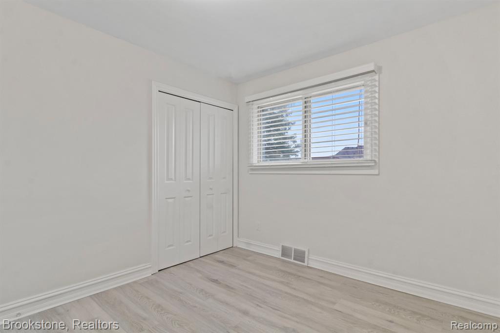 41920 MAROLD Drive, Sterling Heights, MI 48314 — Photo 25