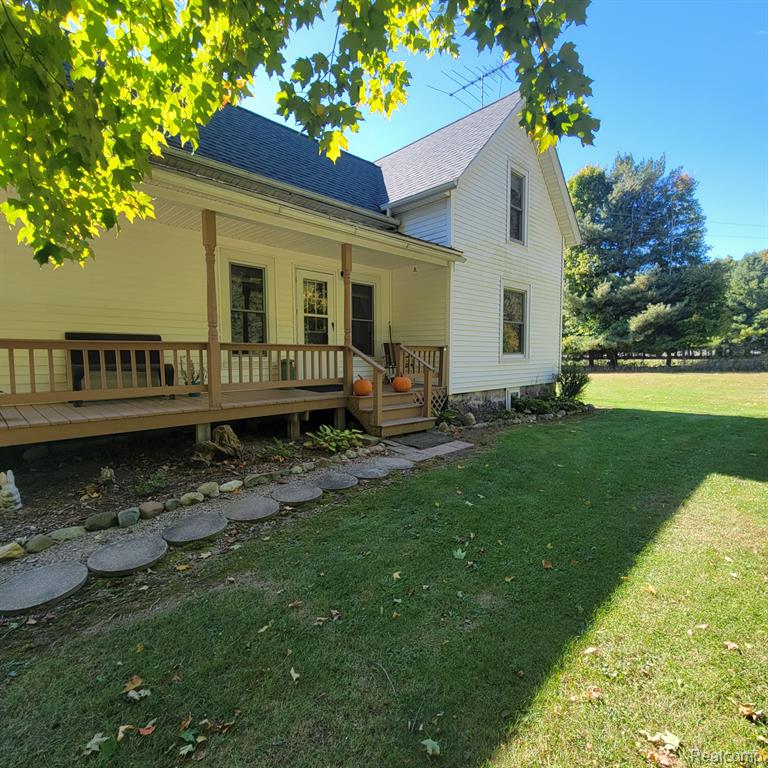 5782 LYONS Road, Imlay City, MI 48444 — Photo 3
