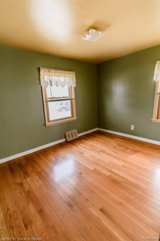 7961 WEDDEL Street, Taylor, MI 48180 — Photo 13