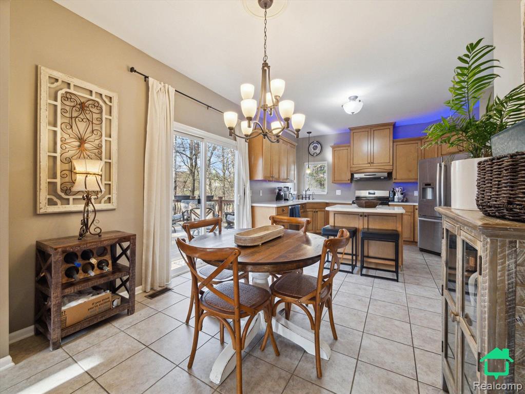 963 Golfview Drive, Lake Orion, MI 48362 — Photo 11