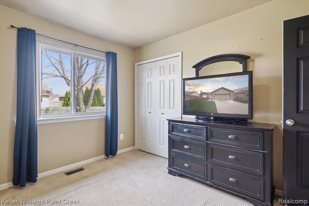 46044 ROYAL Drive, Chesterfield, MI — Photo 25