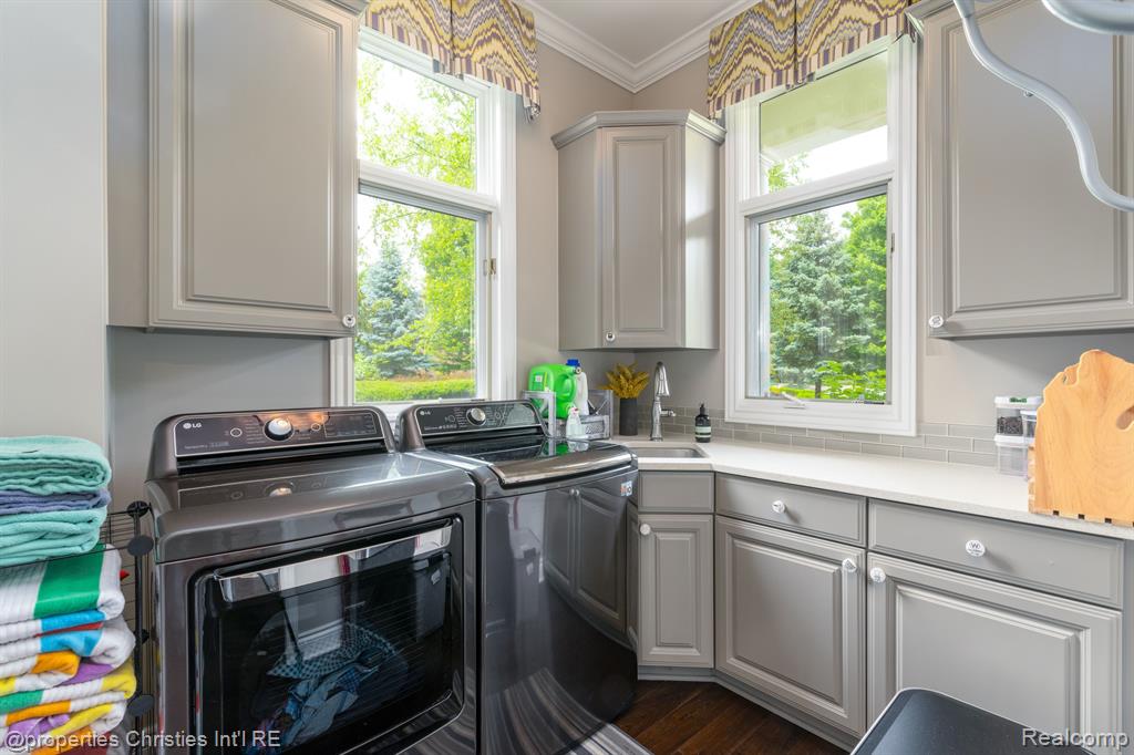 21127 MAYBURY PARK Drive, Northville, MI 48167 — Photo 23