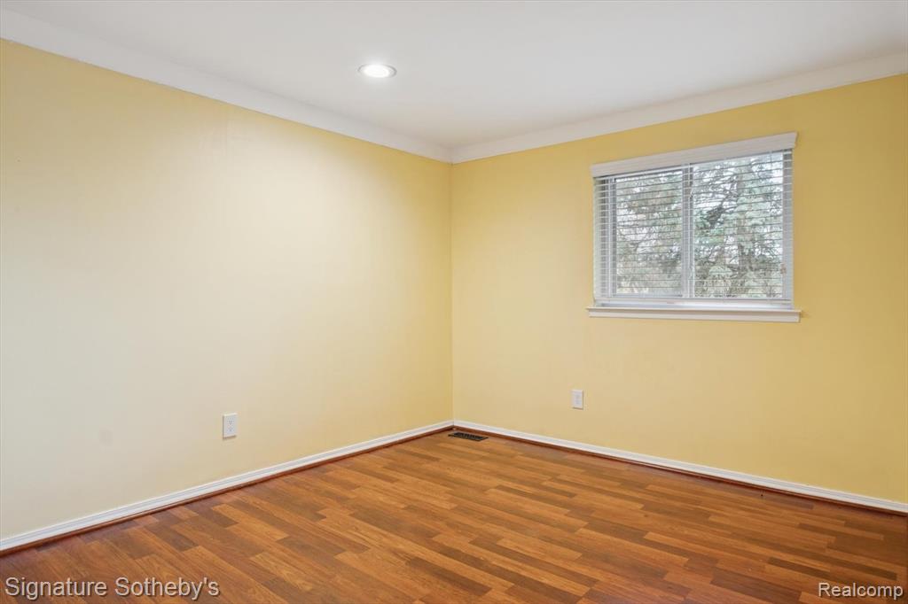 4254 Halkirk Drive, Waterford, MI — Photo 20