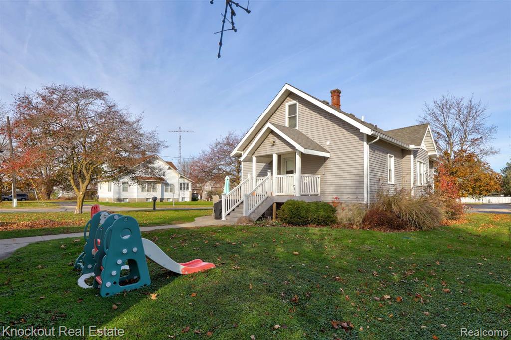 8300 MAIN Street, Birch Run, MI 48415 — Photo 46