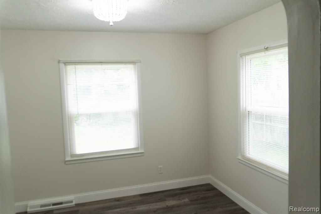 4410 Brunswick Avenue, Flint, MI 48507 — Photo 23