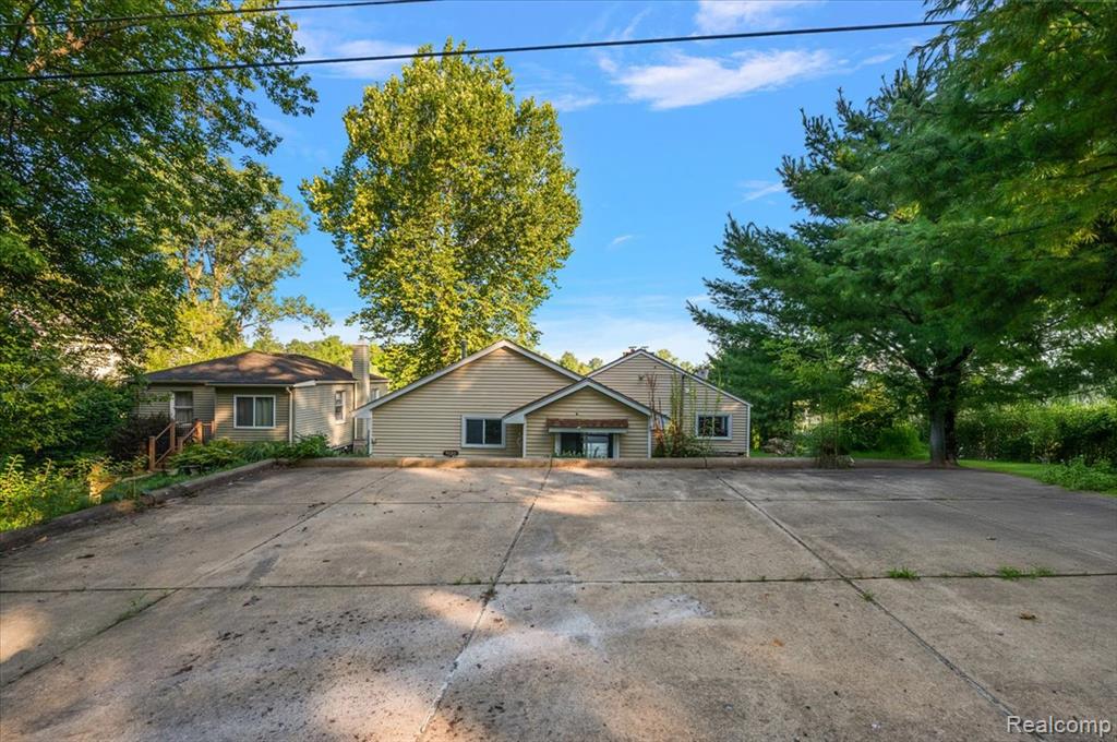 9080 River Valley Road, Brighton, MI 48116 — Photo 41