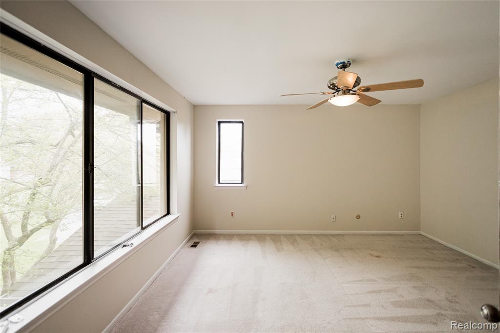 7118 Pebble Park Drive, West Bloomfield, MI — Photo 31