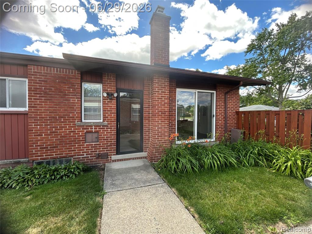 30124 Garry Avenue, Madison Heights, MI 48071 — Photo 15