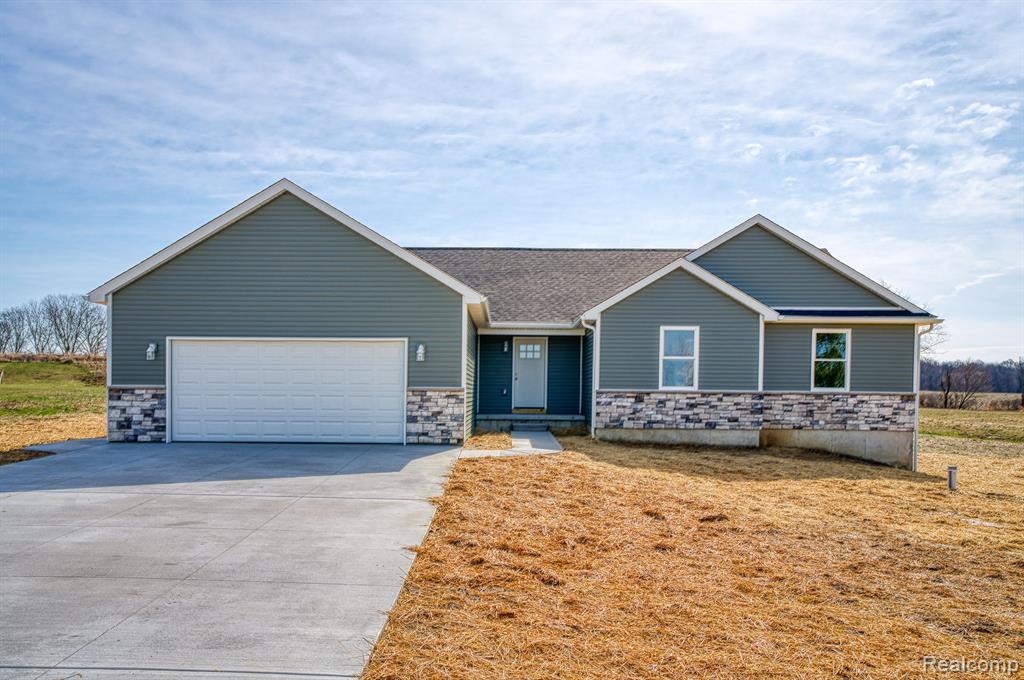 2105 ADELINES Way, Fowlerville, MI 48836 — front exterior