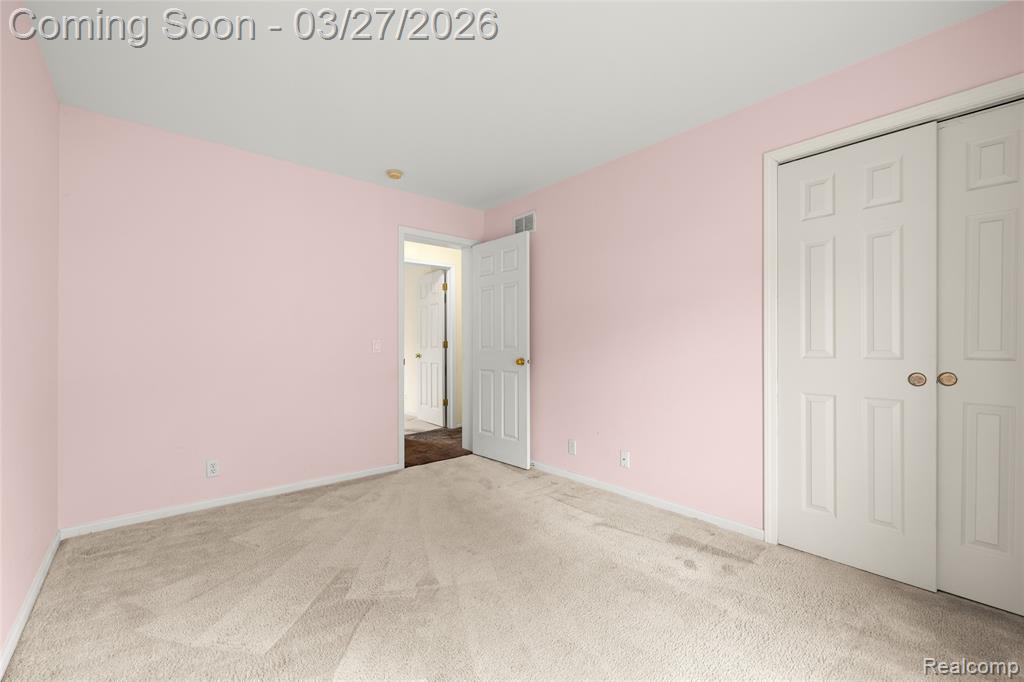8118 Emerald Lane W, Westland, MI — Photo 14