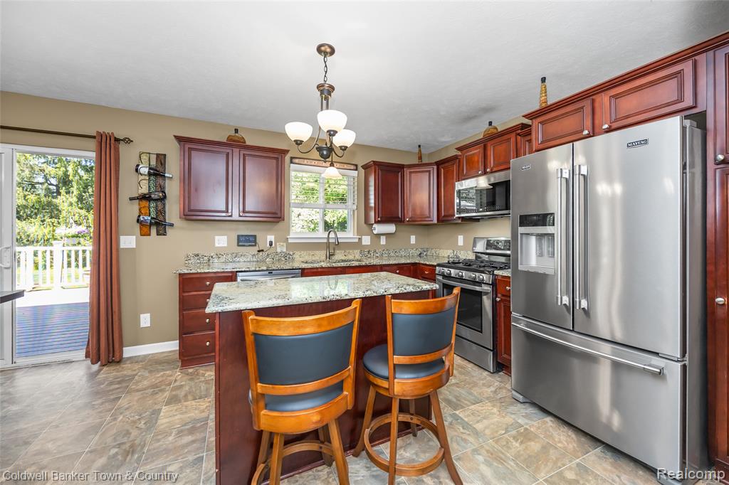 9122 Oneida Way, Pinckney, MI 48169 — Photo 18