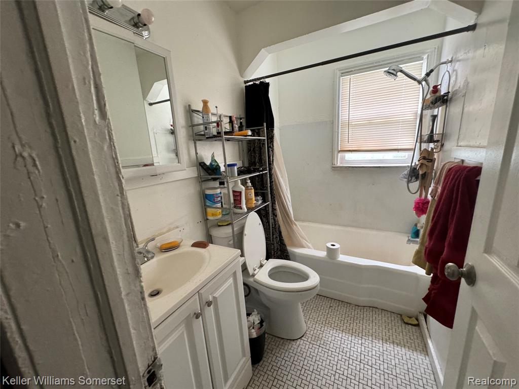 6135 Marseilles Street, Detroit, MI 48224 — Photo 14