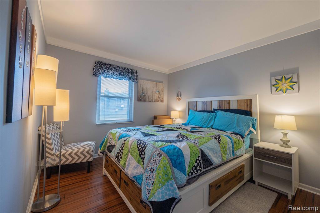 25298 Castlewood Drive, Woodhaven, MI 48183 — Photo 15