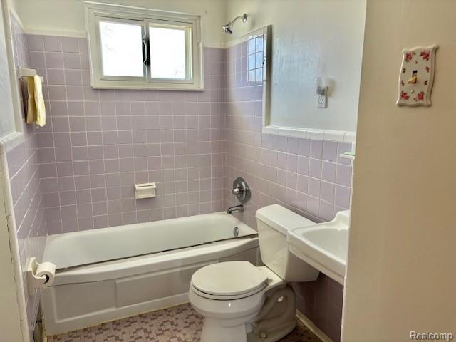 14022 Stoeflet Street, Rockwood, MI — Photo 17