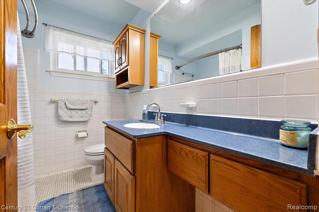 7841 Randy Drive, Westland, MI — Photo 16