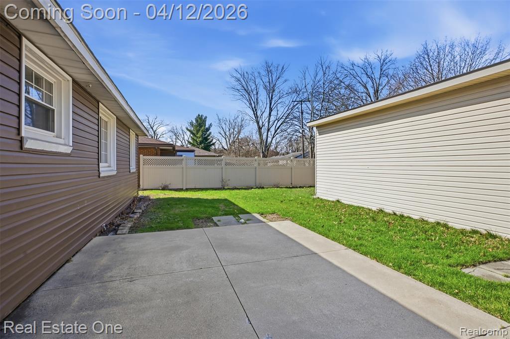 5908 Pine Street, Taylor, MI 48180 — Photo 25