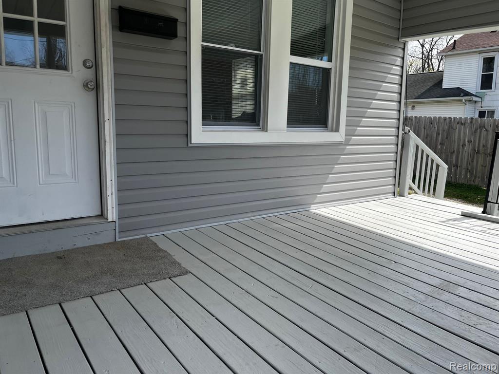 417 E HUNT Street, Adrian, MI 49221 — Photo 2