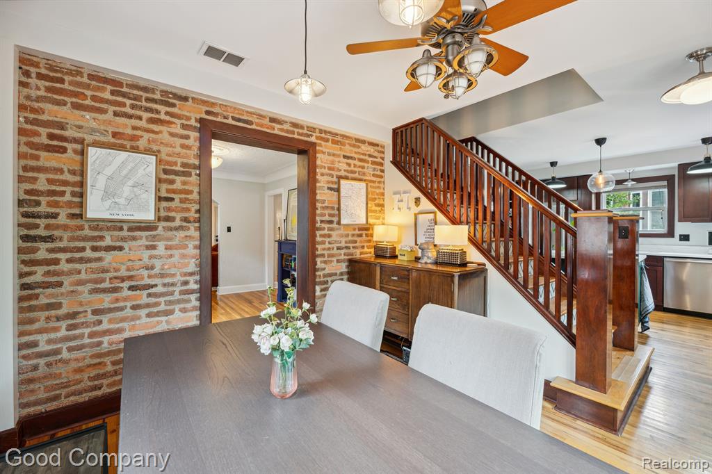 964 W LEWISTON Avenue, Ferndale, MI 48220 — Photo 19