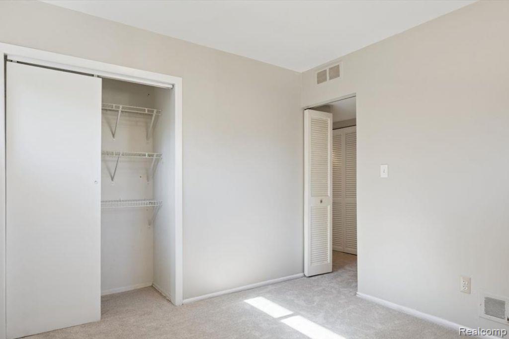 4943 Pardee Avenue, Dearborn Heights, MI 48125 — Photo 13