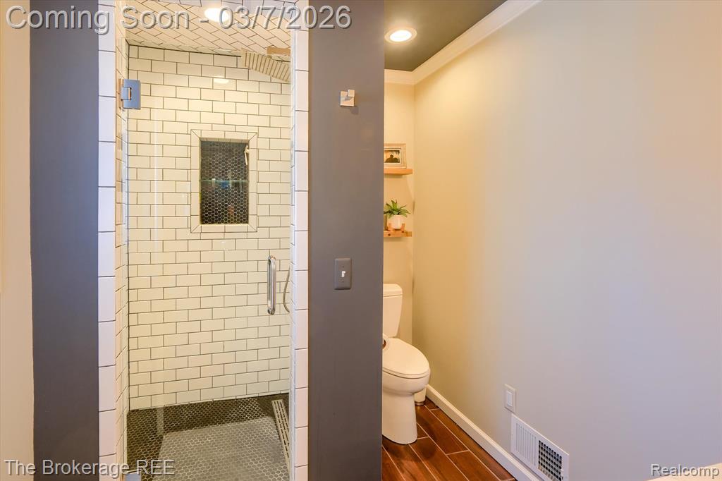 4405 Green Lake Road, West Bloomfield, MI 48323 — Photo 39
