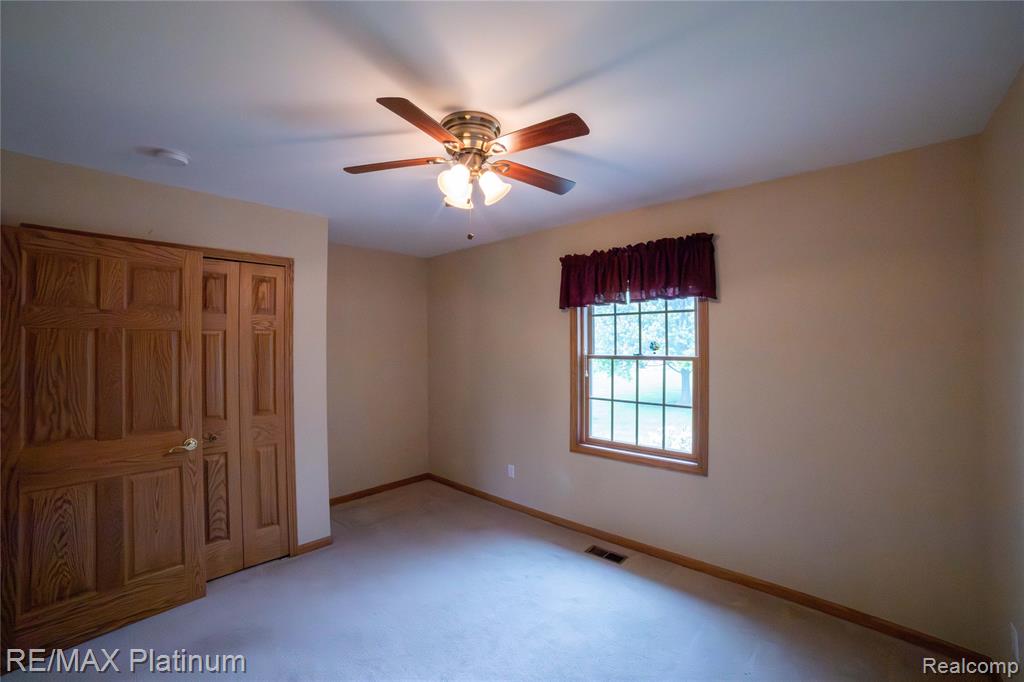 12987 Holtforth Road, Fenton, MI 48430 — Photo 15