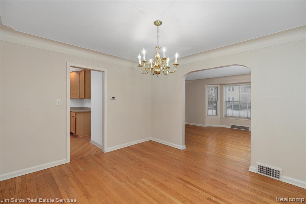 1328 Lakepointe Street, Grosse Pointe Park, MI 48230 — Photo 10