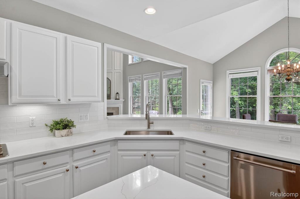 1630 Mistwood Court, Canton, MI 48187 — Photo 27
