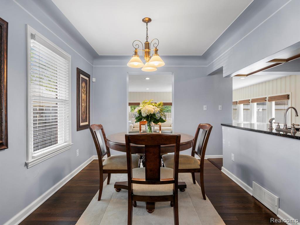 4420 SAMOSET Road, Royal Oak, MI 48073 — Photo 9