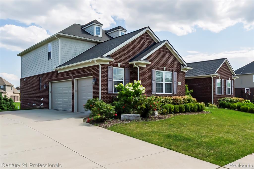 6776 Portsman Court, Canton, MI 48187 — Photo 11