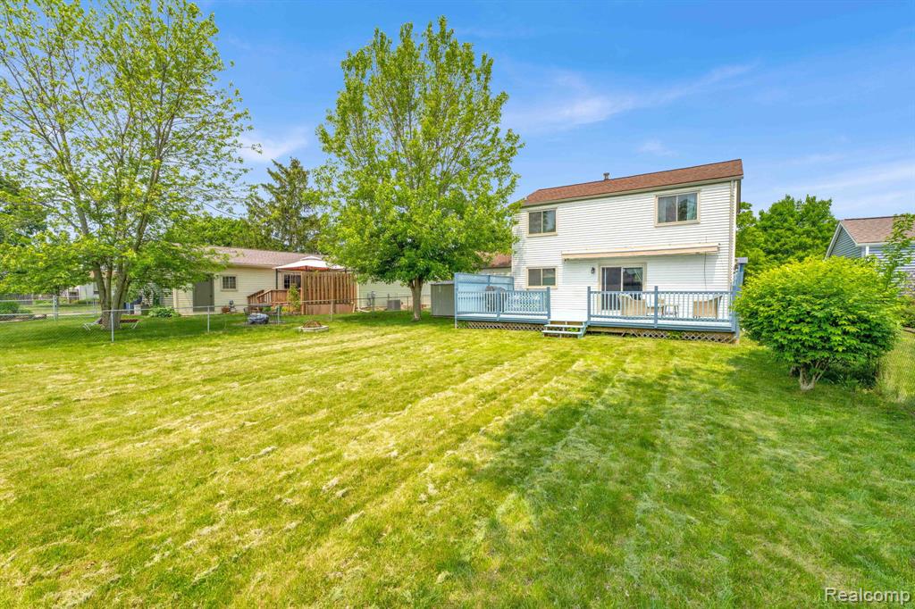 43819 Fredericksburg Street, Canton, MI 48188 — Photo 36