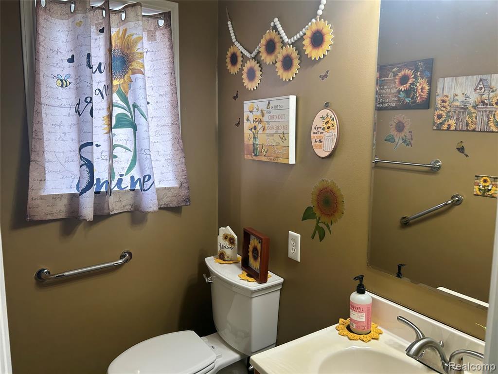 10150 Sharp Road, Swartz Creek, MI 48473 — Photo 21