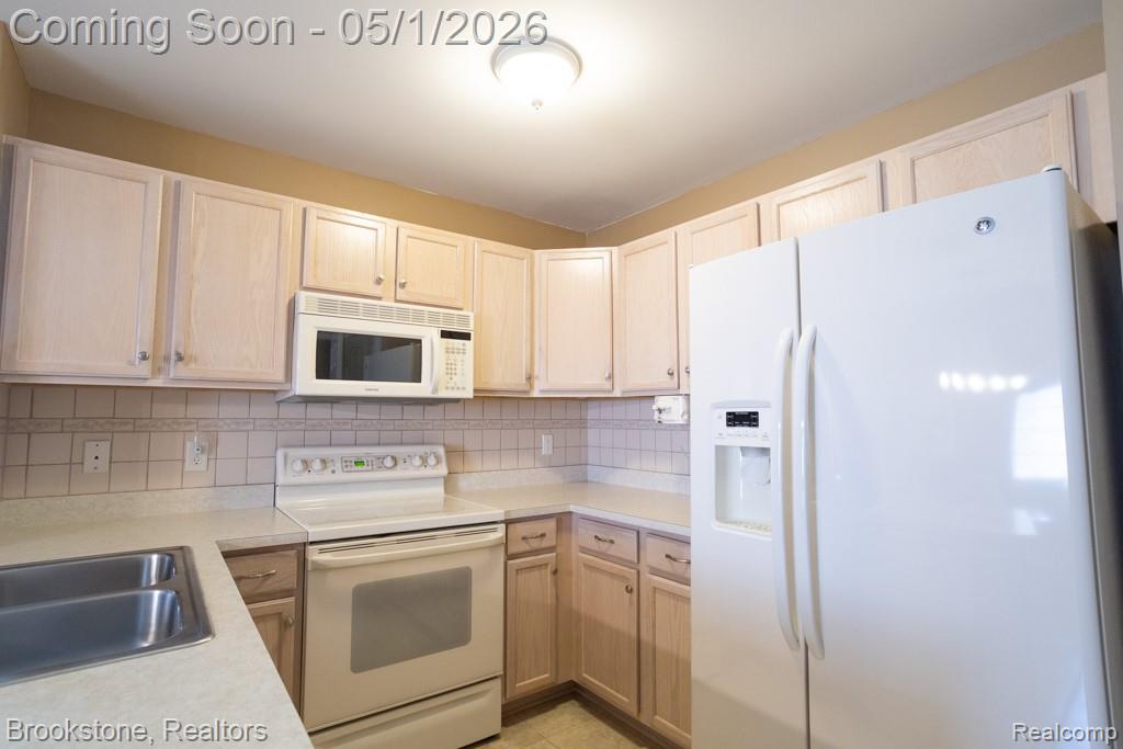 29257 Red Maple Drive, New Baltimore, MI — Photo 3