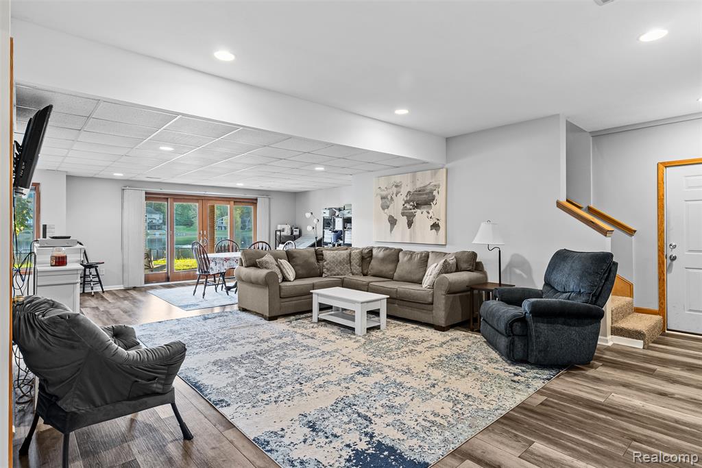 8460 Maurice Lane, Flushing, MI 48433 — Photo 33