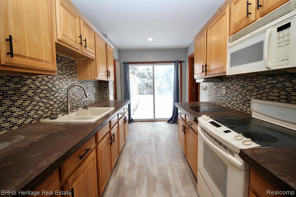 301 N Fitch Street, Durand, MI 48429 — Photo 4