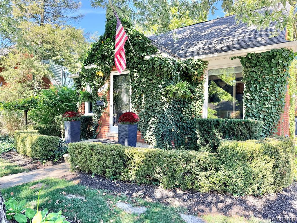 4164 Seminole Drive, Royal Oak, MI 48073 — Photo 3