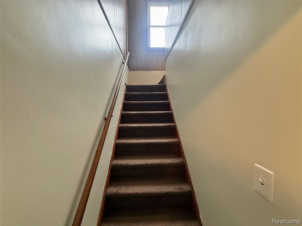 9030 Plainview Avenue, Detroit, MI 48228 — Photo 9