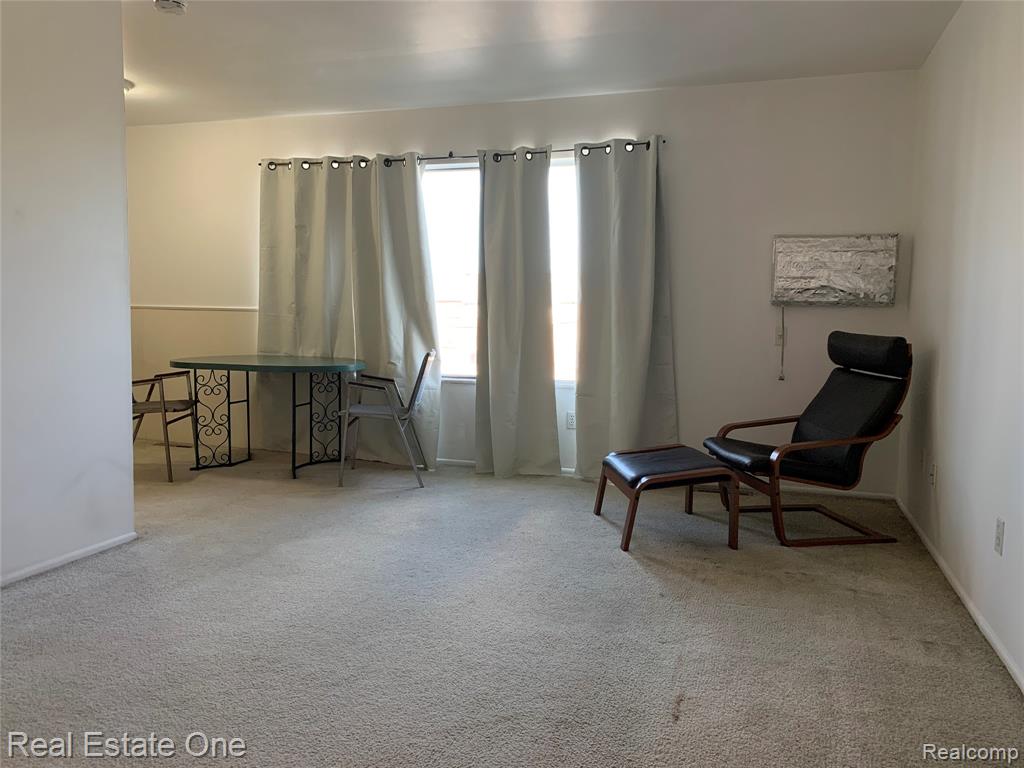 4810 Briarwood Avenue, Royal Oak, MI 48073 — Photo 8