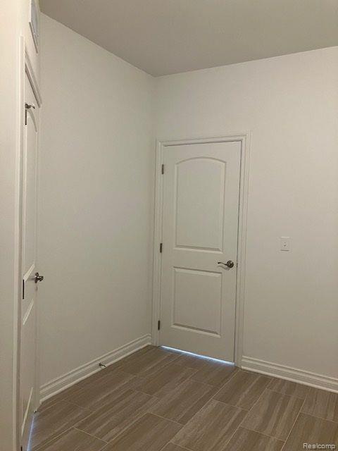 26784 FERGUSON Court, South Lyon, MI 48178 — Photo 3