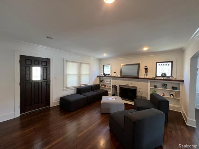700 S Pleasant Street, Royal Oak, MI 48067 — Photo 2